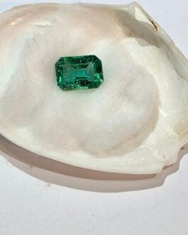 NATURAL GREEN SAPPHIRE UNHEAT (NEELAM)GREEN SAPPHIRE (PUKHRAJ)NATURAL ZIRCONNATURAL SAPPHIRE NEELAM